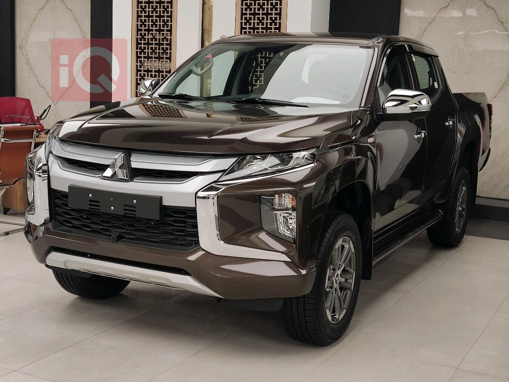 میتسوبیشی L200